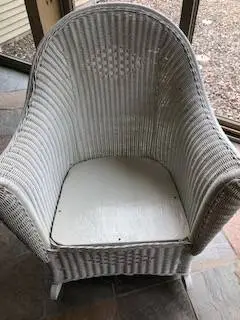 WHITE ANTIQUE WICKER CHAIRS