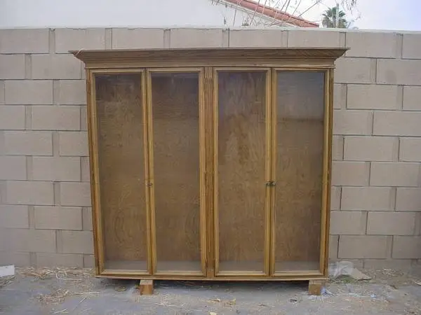 display cabinet