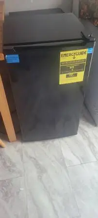 Mini fridge (not cooling)