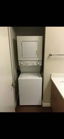 GE WASHER AND DRYER STACKABLE