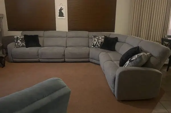 Power recliner sectional