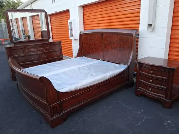 King size bedroom set with boxspring