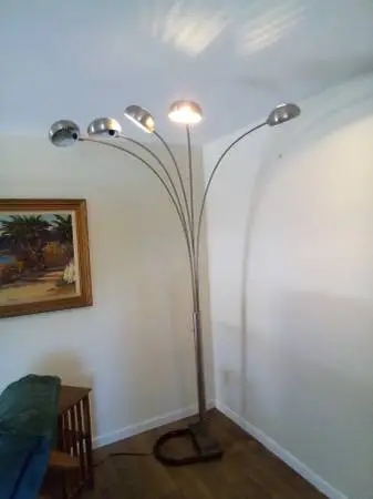 MID CENTURY FLOOR LAMP