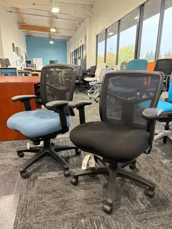 COOL MESH SERIES ERGONOMIC TASK CHAIR