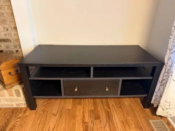 Black TV Table