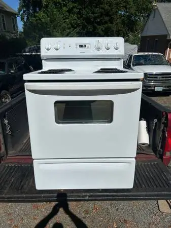 Hotpoint electric range
