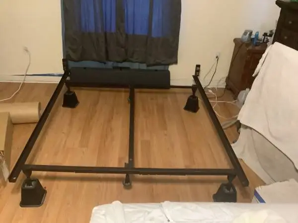 King/Queen bed frame
