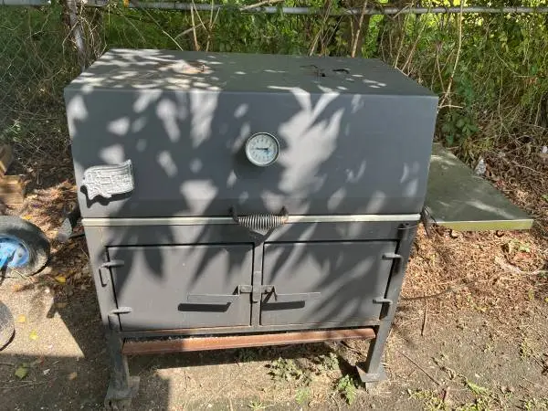 Old Smokey grill