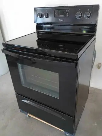 Whirlpool 30 Self-Cleaning Range