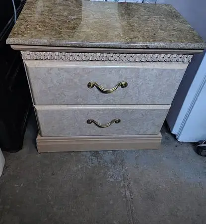 End table