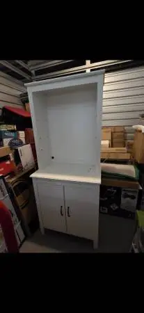 Kitchen cabinet---$75 OBO