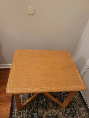Lane Furniture End Table