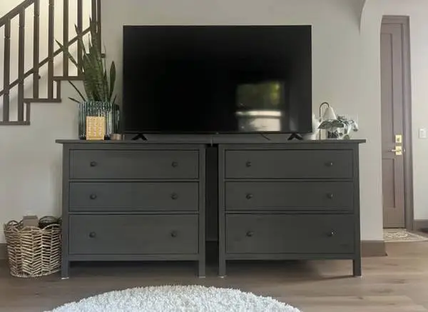 2 IKEA HEMNES 3-Drawer Chest 2017