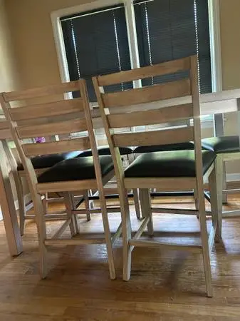 Very nice white wood dining table
