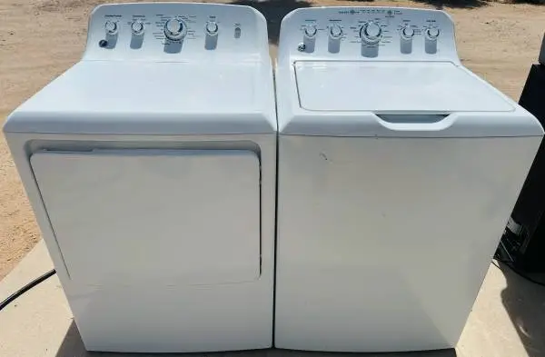 GE 4.6 cu. ft. High-Efficiency White Top Load Washer & 7.2 cu Electric Dryer Set