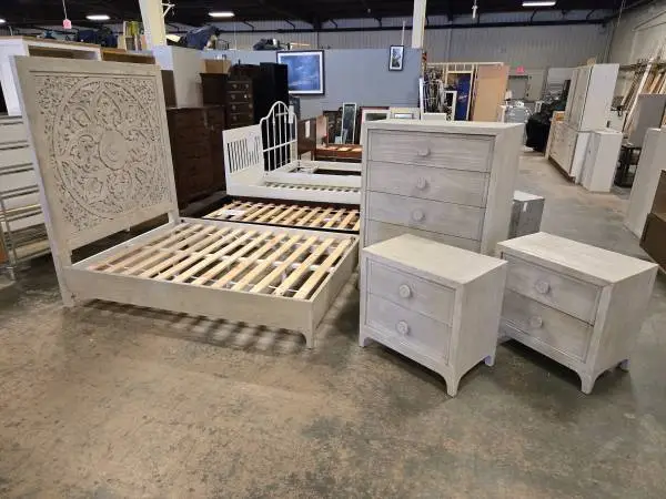 Habitat for Humanity Restore – Modus Boho Chic Bedroom Set