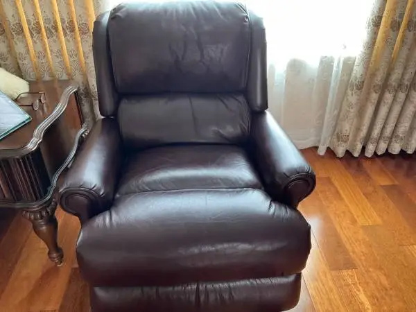Leather Recliner Chair
