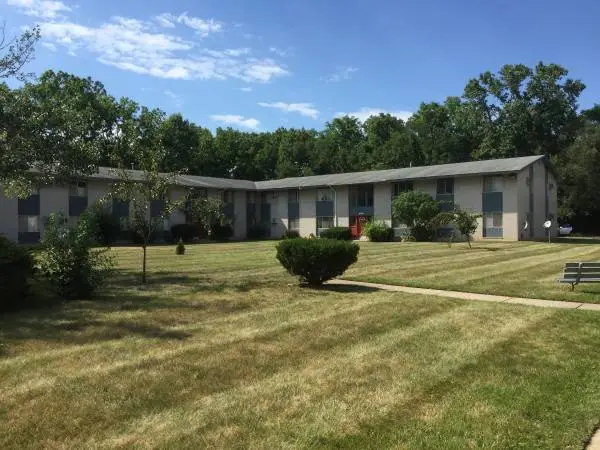 Beautiful Spacious 2-bedroom apartments