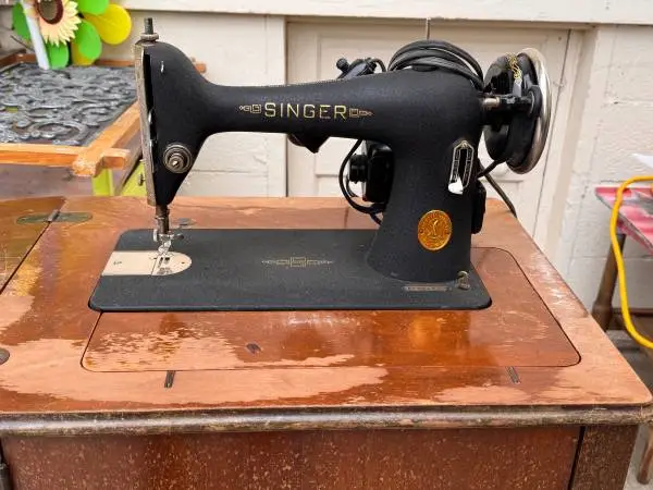 Singer Sewing Machine