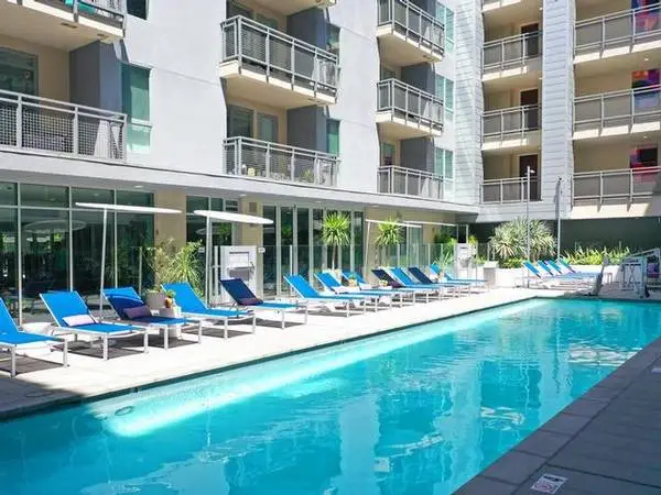 TMLP 13-mo. | Turnkey Studio/1 BA - Urban Energy, Secured Garage, Large Clos