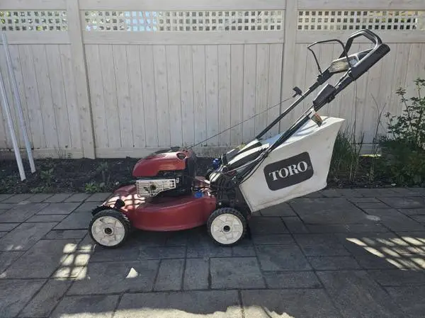 Toro mower 7.25hp Electric Start Personal Pace System lawnmower mint