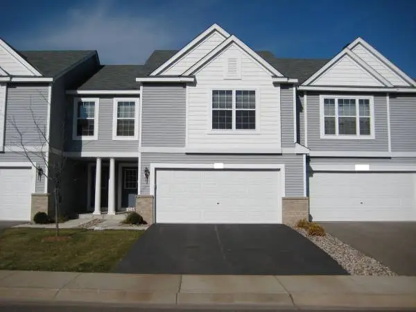 3 Bedroom 2 Bath Townhome in Prior Lake $2,250 a month