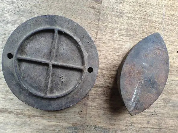 Flat Iron Tank Cover