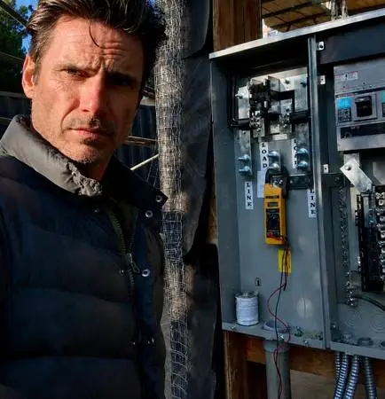 ☘️ LICENSED ELECTRICIAN - REMODELS - NEW PANELS - EV CHARGERS