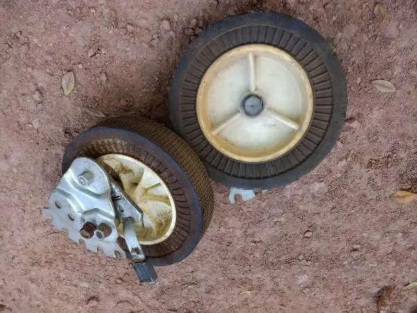 TWO WHEELS 8 DIAMETER