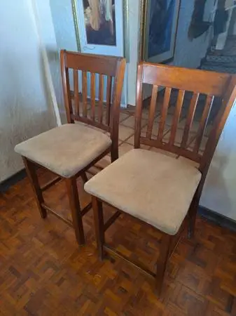 CHAIRS