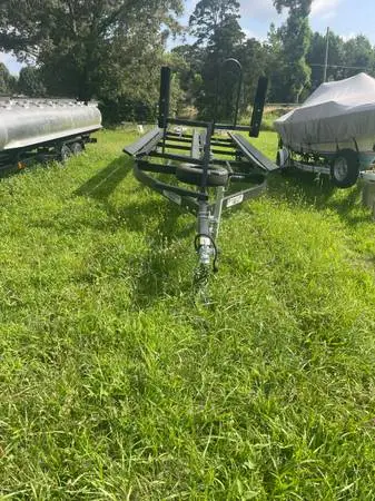 2026 new 24 to 26 P3 Tritoon trailer all adjustable with title