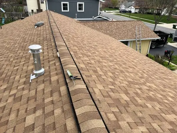 ROOF - SIDING - GUTTER SPECIALISTS 847-825-1000 (FREE ESTIMATES)