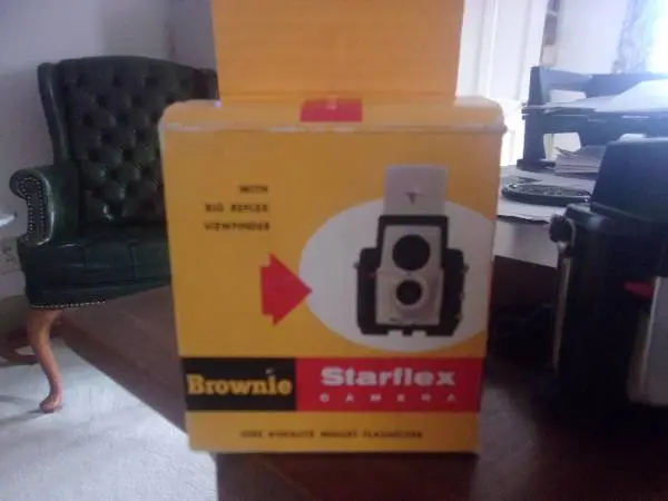 Brownie Starflex camera