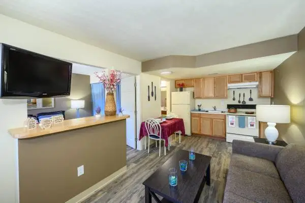 🍂BEST DEAL ON BOULDER HWY!!! MOVE IN FOR JUST $333💲