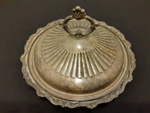 VINTAGE SILVER PLATED DINNER PLATTER WITH LID