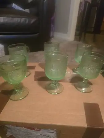 6 Indiana Tiara Sandwhich Glass Footed Cups