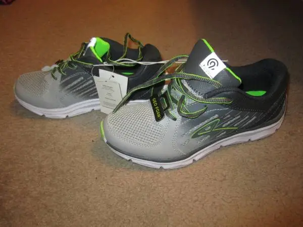 C9 Champion New w Tag Youth Size 3 GeoFoam Sneakers