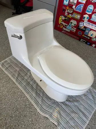 St. Thomas Creations Palmero One Piece Toilet 6006.128