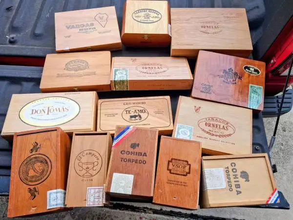 Vintage wood cigar boxes 14pcs