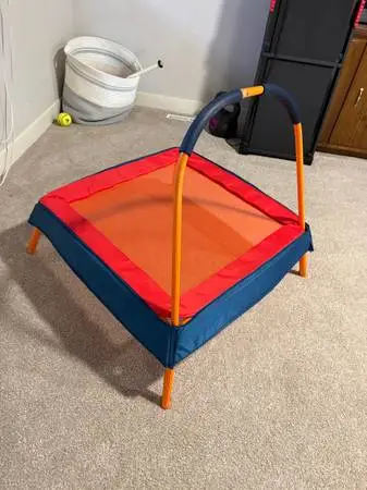 Trampoline