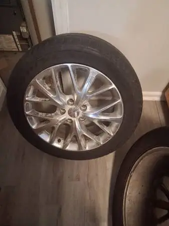 4 20 inch rims & 255/50 bridgestone tires