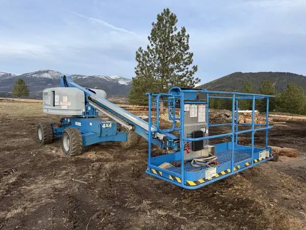Genie S40 Boom Lift