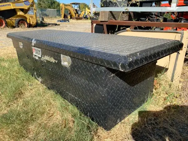 TRUCK TOOL BOX