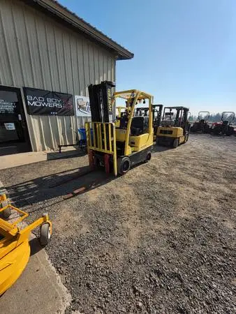 2019 Hyster Forklift S40FTS, 4k Cap, Cushion tires, Triple stage, S/S