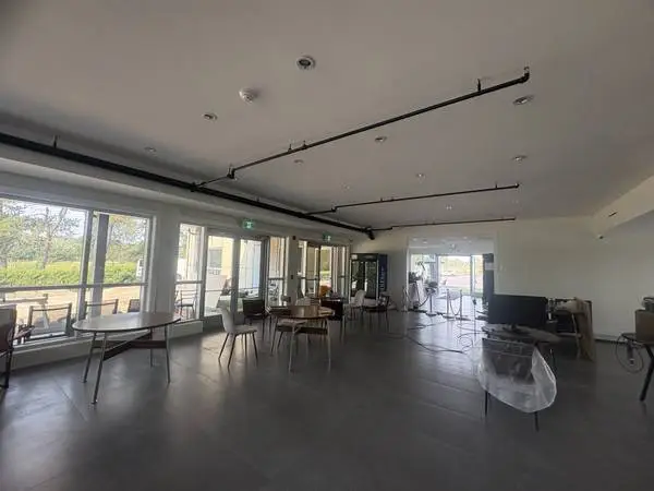 Prosprise Realty–Unique Commercial Property in Golf Course Ref#10646C