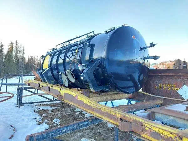 Vacuum Tank