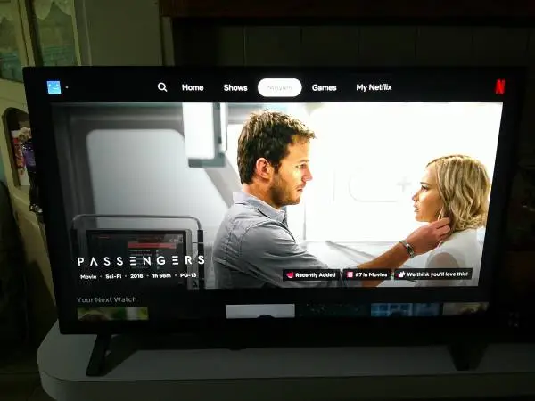 LG 27 4K TV (MODEL 27LQ625S).......MINT