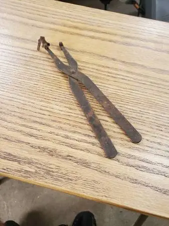 Blacksmith Tongs Pick Up Anytime