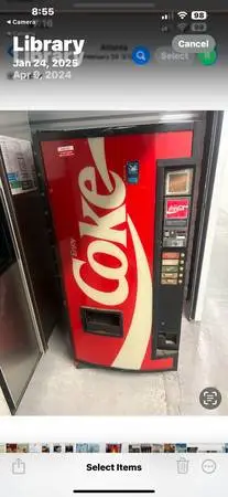CAN COKE AND CANDY MACHINE FOR SELL