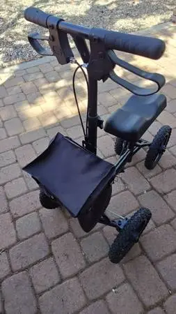 Multi-terrain Knee Scooter